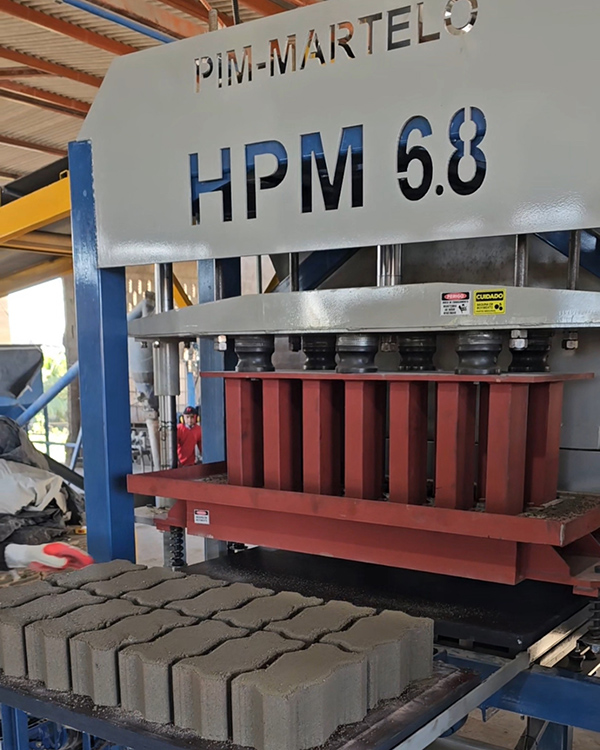 PIM MARTELO - POST - Máquina HPM 6.8 (3)